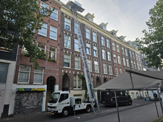 verhuislift-ten-katemarkt-amsterdam-2