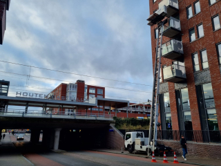 huur-verhuislift-houten