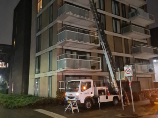 verhuislift-huren-veenendaal-avond